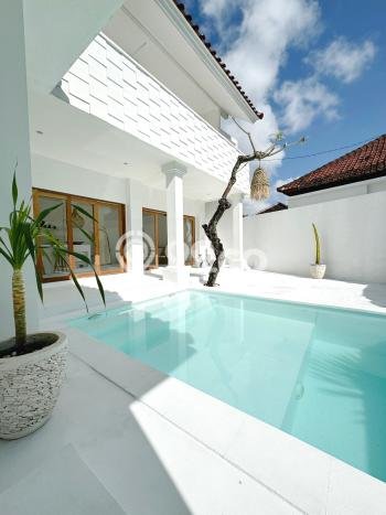 Tempat Ideal! Vila di , Luas 230m2m², Kondisi Terbaik Tempat Ideal! Vila di , Luas 230m2m², Kondisi Terbaik