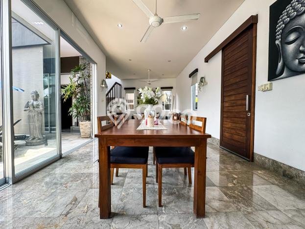 INVESTASI POTENSIAL! Vila Kawasan , Area 246m2m², Lokasi Prima INVESTASI POTENSIAL! Vila Kawasan , Area 246m2m², Lokasi Prima