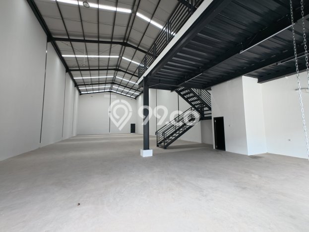 Unit Gudang Dijual di BSD Tangerang Selatan 432m2 Unit Gudang Dijual di BSD Tangerang Selatan 432m2