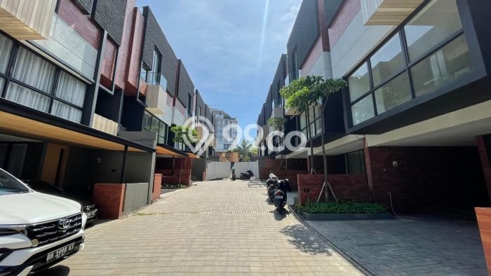 Rumah Elit LB 210m2 Siap Huni Desain Elegan di Antasari, Jakarta Selatan Rumah Elit LB 210m2 Siap Huni Desain Elegan di Antasari, Jakarta Selatan