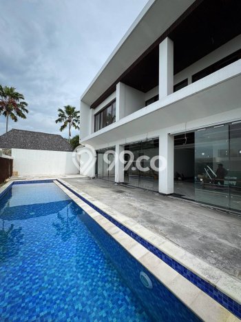 AREA PREMIUM! Vila Kawasan , Luas 1100m2m², Dekat fasilitas kota AREA PREMIUM! Vila Kawasan , Luas 1100m2m², Dekat fasilitas kota