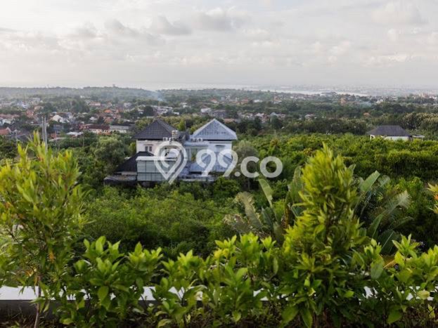 Kesempatan Langka! Vila di , Ukuran 570m2m², Kawasan Berkembang dengan potensi meningkat Kesempatan Langka! Vila di , Ukuran 570m2m², Kawasan Berkembang dengan potensi meningkat