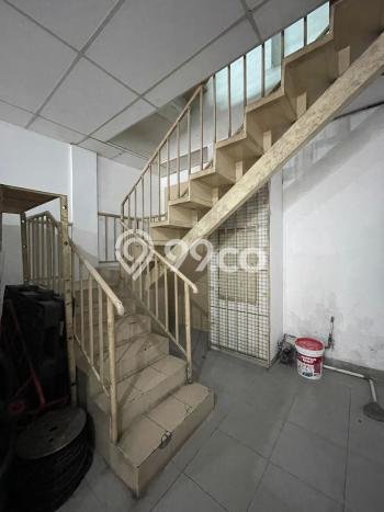 Ruko disewakan lokasi strategis BSD Tangerang Selatan 150m2 Ruko disewakan lokasi strategis BSD Tangerang Selatan 150m2