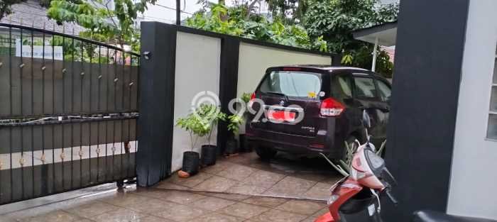 FOR SALE Kost 24 Kamar, 10 Kamar Mandi di Kemayoran, Jakarta Pusat, Luas 744m2 FOR SALE Kost 24 Kamar, 10 Kamar Mandi di Kemayoran, Jakarta Pusat, Luas 744m2