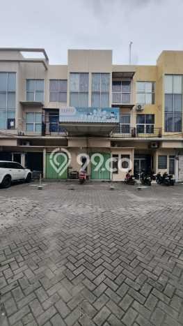 Ruko Dijual di Jakarta Barat LT 120m2 & LB 360m2 Lokasi Terbaik! Ruko Dijual di Jakarta Barat LT 120m2 & LB 360m2 Lokasi Terbaik!
