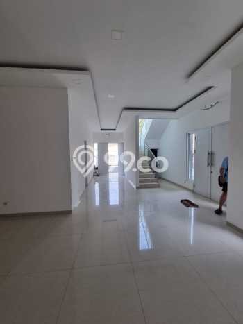 Hunian Elit LB 300m2 Siap Huni Desain Elegan di Pulomas, Jakarta Timur Hunian Elit LB 300m2 Siap Huni Desain Elegan di Pulomas, Jakarta Timur