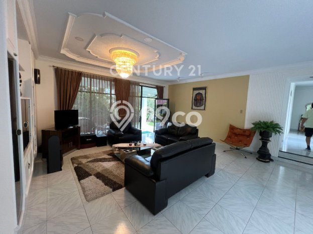 Ready to Use! Luxury House LT 6000m2 Desain Modern di Cimacan Ready to Use! Luxury House LT 6000m2 Desain Modern di Cimacan