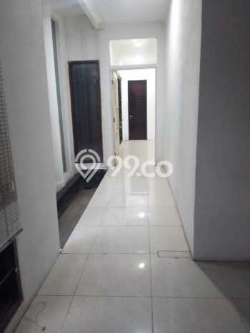 Rumah sewa siap huni 5 Kamar Tidur di Pondok Pinang, Jakarta Selatan Rumah sewa siap huni 5 Kamar Tidur di Pondok Pinang, Jakarta Selatan