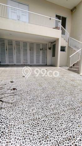 Rumah Elit LB 240m2 Siap Pakai Desain Elegan di Puri Indah, Jakarta Barat Rumah Elit LB 240m2 Siap Pakai Desain Elegan di Puri Indah, Jakarta Barat
