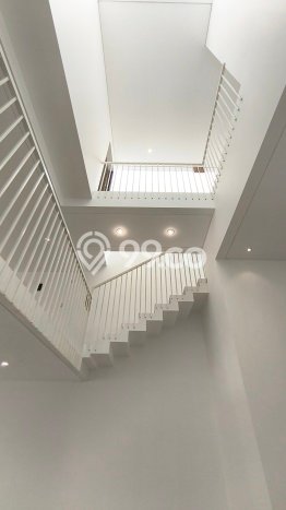 Jual Rumah Luas Megah Dengan View Cantik di Joglo, Jakarta Barat Jual Rumah Luas Megah Dengan View Cantik di Joglo, Jakarta Barat