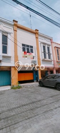 Ruko Dijual di Semarang Timur Semarang dengan Luas Bangunan 220m2 Ruko Dijual di Semarang Timur Semarang dengan Luas Bangunan 220m2