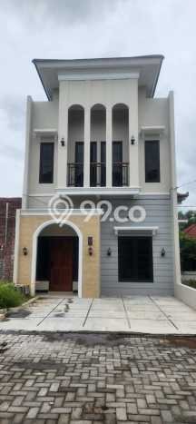 Jual Rumah Favorit Siap Huni LB 100m2 di Semarang Timur, Semarang Jual Rumah Favorit Siap Huni LB 100m2 di Semarang Timur, Semarang