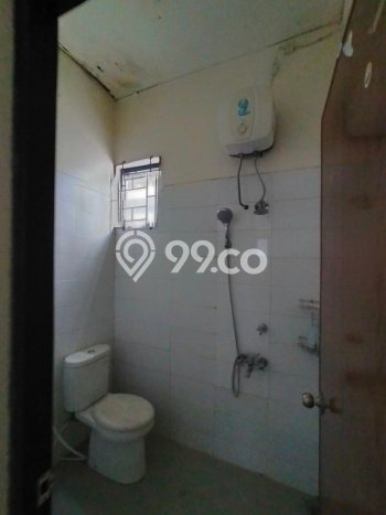Disewakan Cepat Rumah Kondisi Bagus di Kawasan Semarang Barat, Semarang Disewakan Cepat Rumah Kondisi Bagus di Kawasan Semarang Barat, Semarang