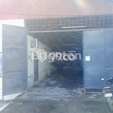 Gudang Disewa di Denpasar dengan LB 500m2 Area Komersial Ramai Gudang Disewa di Denpasar dengan LB 500m2 Area Komersial Ramai