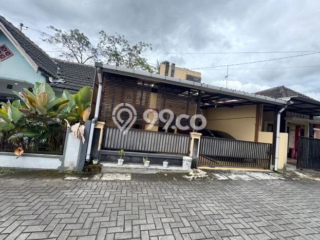 Rumah Minimalis Dijual di Tempel 3 Kamar dengan Luas Tanah 113m2 Rumah Minimalis Dijual di Tempel 3 Kamar dengan Luas Tanah 113m2