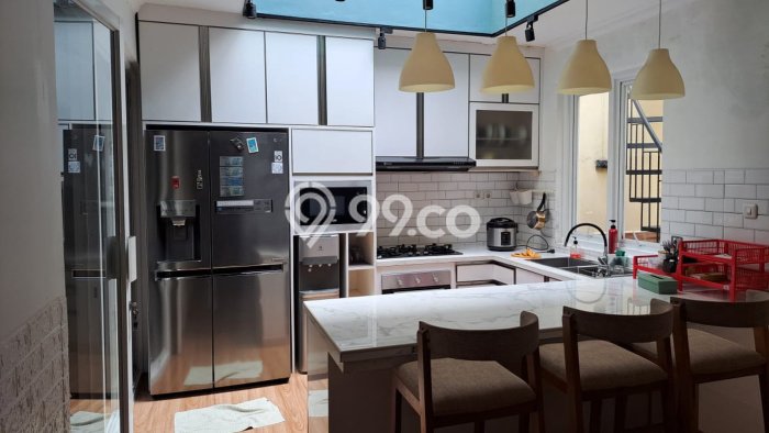 Sewa Rumah Harga Terjangkau di Sleman Yogyakarta Punya 4 Kamar Tidur Sewa Rumah Harga Terjangkau di Sleman Yogyakarta Punya 4 Kamar Tidur