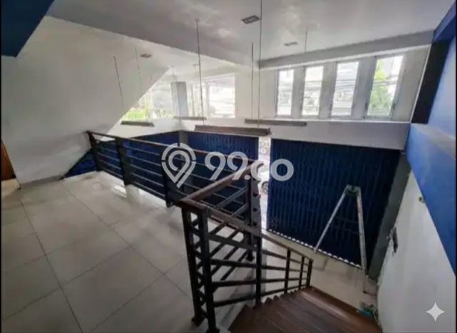 Disewakan Ruko komersial di Sleman luas bangunan 150m2 Disewakan Ruko komersial di Sleman luas bangunan 150m2