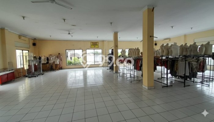 Unit Komersial Disewa Lokasi Godean, Sleman Spesifikasi Luas Bangunan 238m2 Unit Komersial Disewa Lokasi Godean, Sleman Spesifikasi Luas Bangunan 238m2