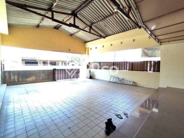 Lokasi strategis! Rumah siap pakai disewakan di Berbah LB 252m2 Lokasi strategis! Rumah siap pakai disewakan di Berbah LB 252m2