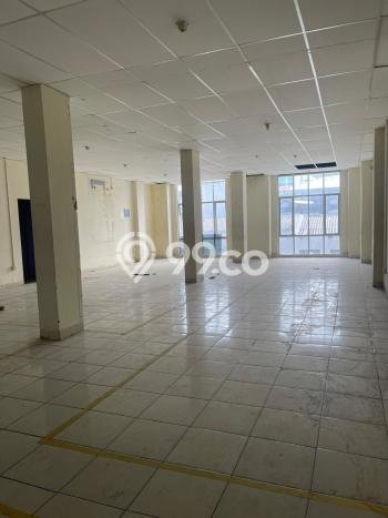 Ruko Dijual di Prime Area Jakarta Timur Luas 608m2 Ruko Dijual di Prime Area Jakarta Timur Luas 608m2