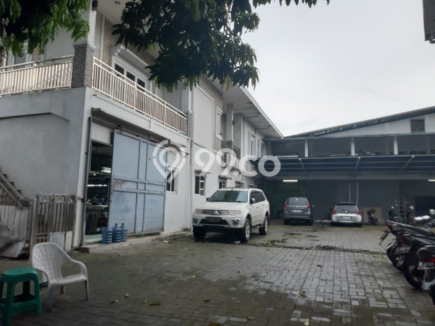 Pabrik Dijual di Cibinong Bogor dengan Luas Bangunan 3341m2 Pabrik Dijual di Cibinong Bogor dengan Luas Bangunan 3341m2