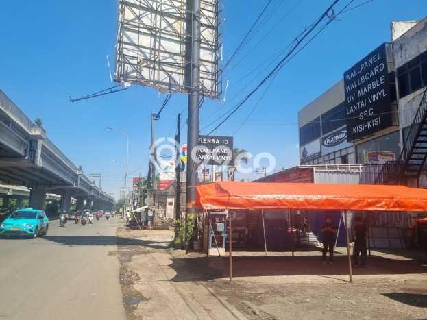 Unit Ruko Dijual di Bekasi LT 67m2 & LB 195m2 Unit Ruko Dijual di Bekasi LT 67m2 & LB 195m2