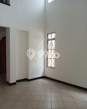 Ready to Use! Luxury House LT 348m2 Desain Elegan di Lippo Karawaci Ready to Use! Luxury House LT 348m2 Desain Elegan di Lippo Karawaci