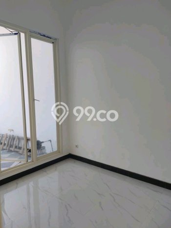 Dijual Cepat Rumah Favorit Siap Huni LB 120m2 di Mulyorejo, Surabaya Dijual Cepat Rumah Favorit Siap Huni LB 120m2 di Mulyorejo, Surabaya