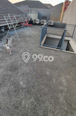 Siap Huni Hunian Elit 4 Kamar di Rungkut Dekat ke Mana Saja Siap Huni Hunian Elit 4 Kamar di Rungkut Dekat ke Mana Saja
