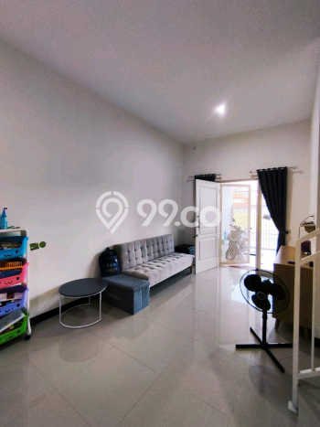 Rumah Strategis Modern Lb 100m2 di Sukolilo, Surabaya Rumah Strategis Modern Lb 100m2 di Sukolilo, Surabaya