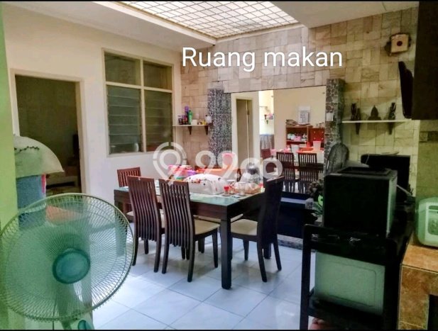 For Sale Rumah 4 Kamar Lokasi Strategis Nyaman dan Strategis di Rungkut For Sale Rumah 4 Kamar Lokasi Strategis Nyaman dan Strategis di Rungkut