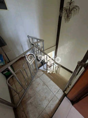 Jual Rumah Bagus Siap Huni LB 400m2 di Gubeng, Surabaya Jual Rumah Bagus Siap Huni LB 400m2 di Gubeng, Surabaya