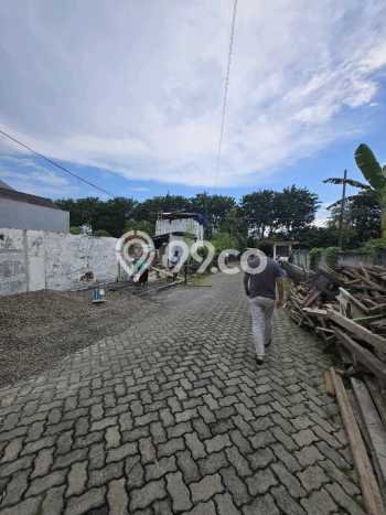 Jual Rumah Bagus Siap Huni LB 130m2 di Tenggilis Mejoyo, Surabaya Jual Rumah Bagus Siap Huni LB 130m2 di Tenggilis Mejoyo, Surabaya