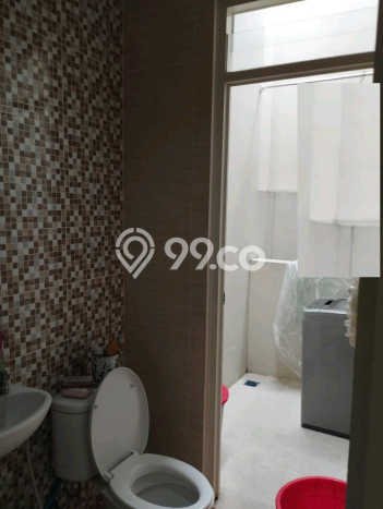 Dijual Rumah 3 Kamar Lokasi Ideal Nyaman dan Strategis di Rungkut Dijual Rumah 3 Kamar Lokasi Ideal Nyaman dan Strategis di Rungkut