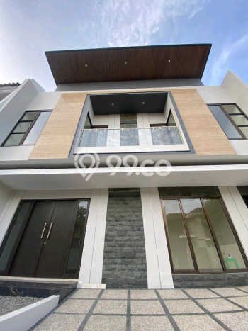 Hunian Elit LB 230m2 Siap Huni Desain Elegan di Citraland, Surabaya Hunian Elit LB 230m2 Siap Huni Desain Elegan di Citraland, Surabaya