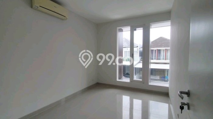 Best Deal Hunian Premium Ideal dan Luas di Mulyorejo, Surabaya Best Deal Hunian Premium Ideal dan Luas di Mulyorejo, Surabaya