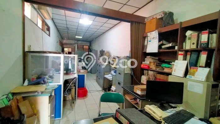 Siap Huni Rumah Mewah 8 Kamar di Gubeng Dekat ke Mana Pun Siap Huni Rumah Mewah 8 Kamar di Gubeng Dekat ke Mana Pun