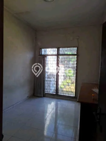 Dijual Cepat Rumah Bagus Siap Huni LB 200m2 di Tenggilis Mejoyo, Surabaya Dijual Cepat Rumah Bagus Siap Huni LB 200m2 di Tenggilis Mejoyo, Surabaya