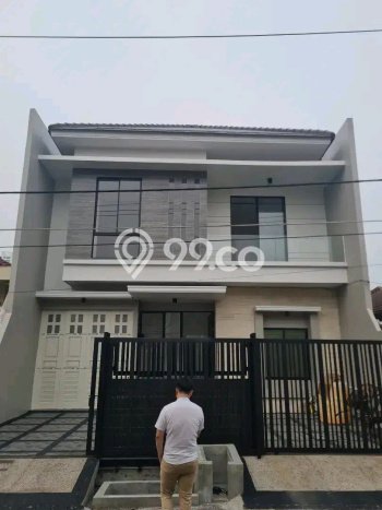 Dijual Rumah Premium dengan Fasilitas Sekitar Komplit di Mulyorejo, Surabaya Dijual Rumah Premium dengan Fasilitas Sekitar Komplit di Mulyorejo, Surabaya