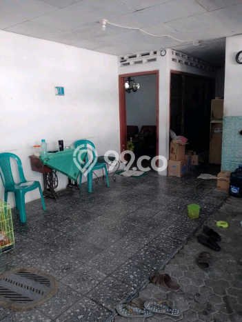 Jual Rumah Bagus Siap Huni LB 200m2 di Rungkut, Surabaya Jual Rumah Bagus Siap Huni LB 200m2 di Rungkut, Surabaya