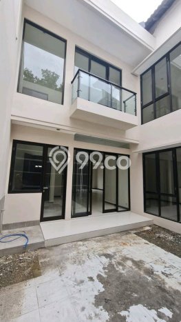 Hunian Eksklusif Dijual LT 180m2 di Sukolilo, Surabaya Hunian Eksklusif Dijual LT 180m2 di Sukolilo, Surabaya