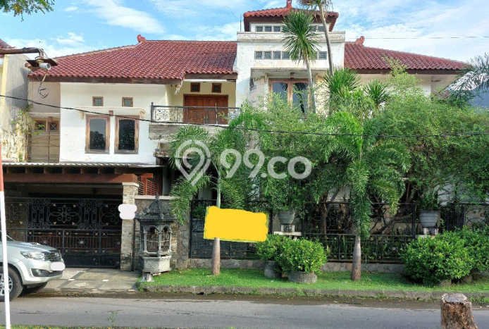 Rumah Luxury Modern Siap Huni di Gununganyar Surabaya Rumah Luxury Modern Siap Huni di Gununganyar Surabaya