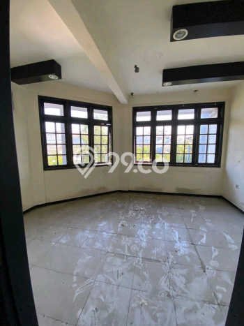 Best Deal Hunian Mewah Ideal dan Luas di Rungkut, Surabaya Best Deal Hunian Mewah Ideal dan Luas di Rungkut, Surabaya