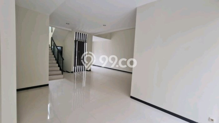 Hunian Eksklusif Dijual LT 180m2 di Sukolilo, Surabaya Hunian Eksklusif Dijual LT 180m2 di Sukolilo, Surabaya