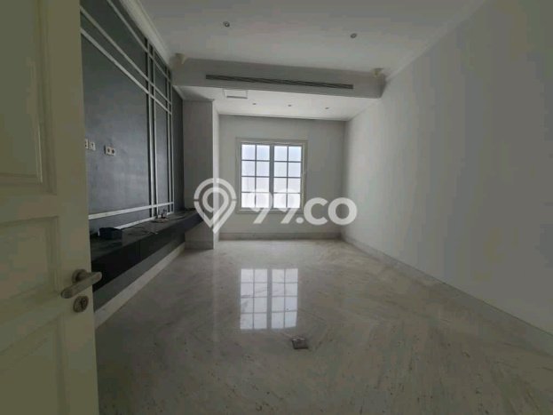 Siap Huni Hunian Elit 6 Kamar di Sukolilo Dekat ke Mana Saja Siap Huni Hunian Elit 6 Kamar di Sukolilo Dekat ke Mana Saja