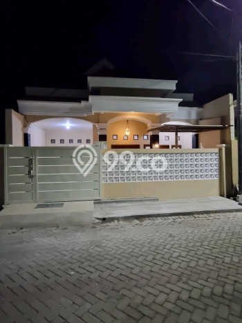 Rumah Minimalis 4 Kamar LT 120m2 di Gununganyar Rumah Minimalis 4 Kamar LT 120m2 di Gununganyar