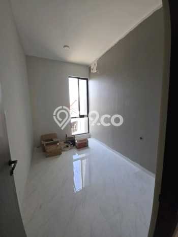 Dijual Rumah 5 Kamar Lokasi Strategis Bagus dan Strategis di Sukolilo Dijual Rumah 5 Kamar Lokasi Strategis Bagus dan Strategis di Sukolilo