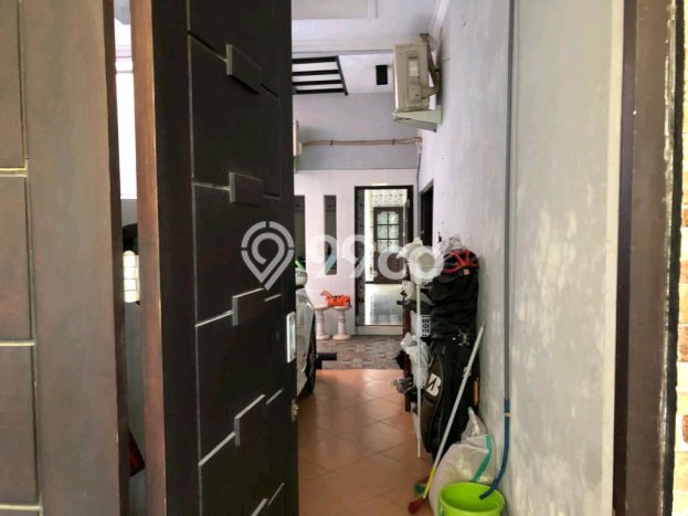 Hot Offer Hunian Mewah Ideal dan Luas di Rungkut, Surabaya Hot Offer Hunian Mewah Ideal dan Luas di Rungkut, Surabaya