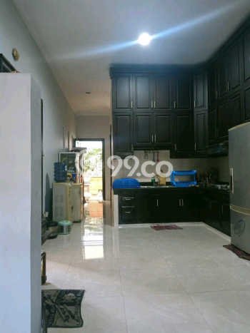 Siap Huni Hunian Elit 8 Kamar di Sukolilo Dekat ke Mana Pun Siap Huni Hunian Elit 8 Kamar di Sukolilo Dekat ke Mana Pun