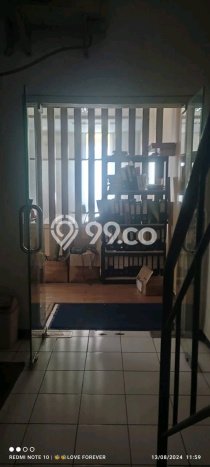 Unit Ruko Dijual di Wonocolo Surabaya Luas Bangunan 180m2 Unit Ruko Dijual di Wonocolo Surabaya Luas Bangunan 180m2